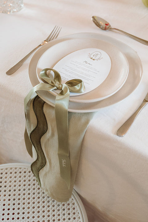 Oval Watercolor Menu Australia with Ribbon